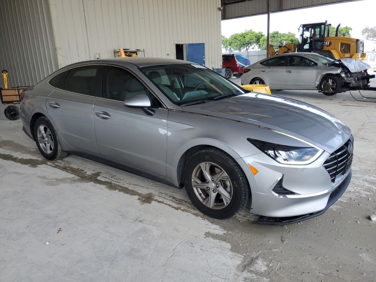 2020 Hyundai Sonata Se - Image 4