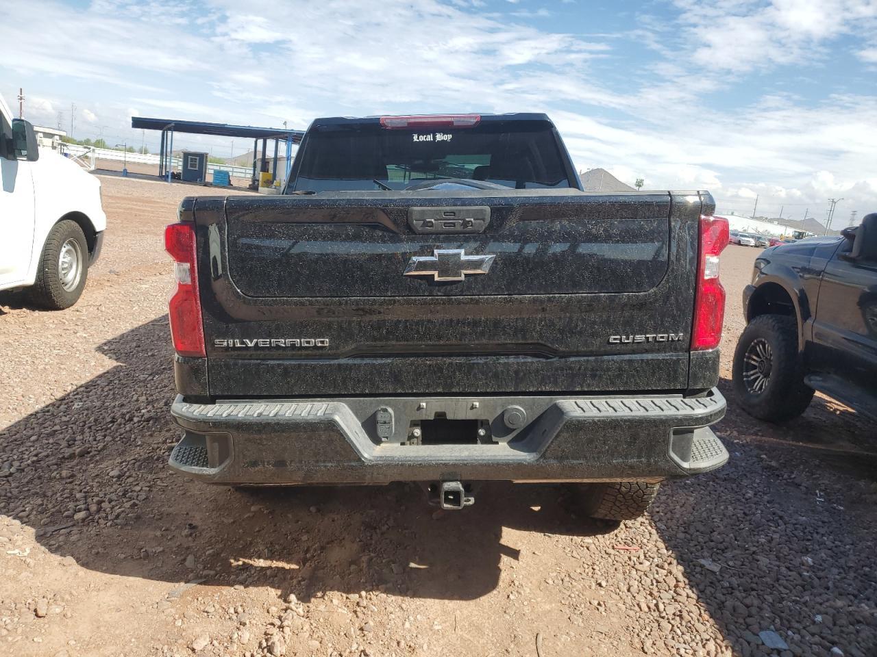 2022 Chevrolet Silverado Ltd K1500 Custom - Фото 6