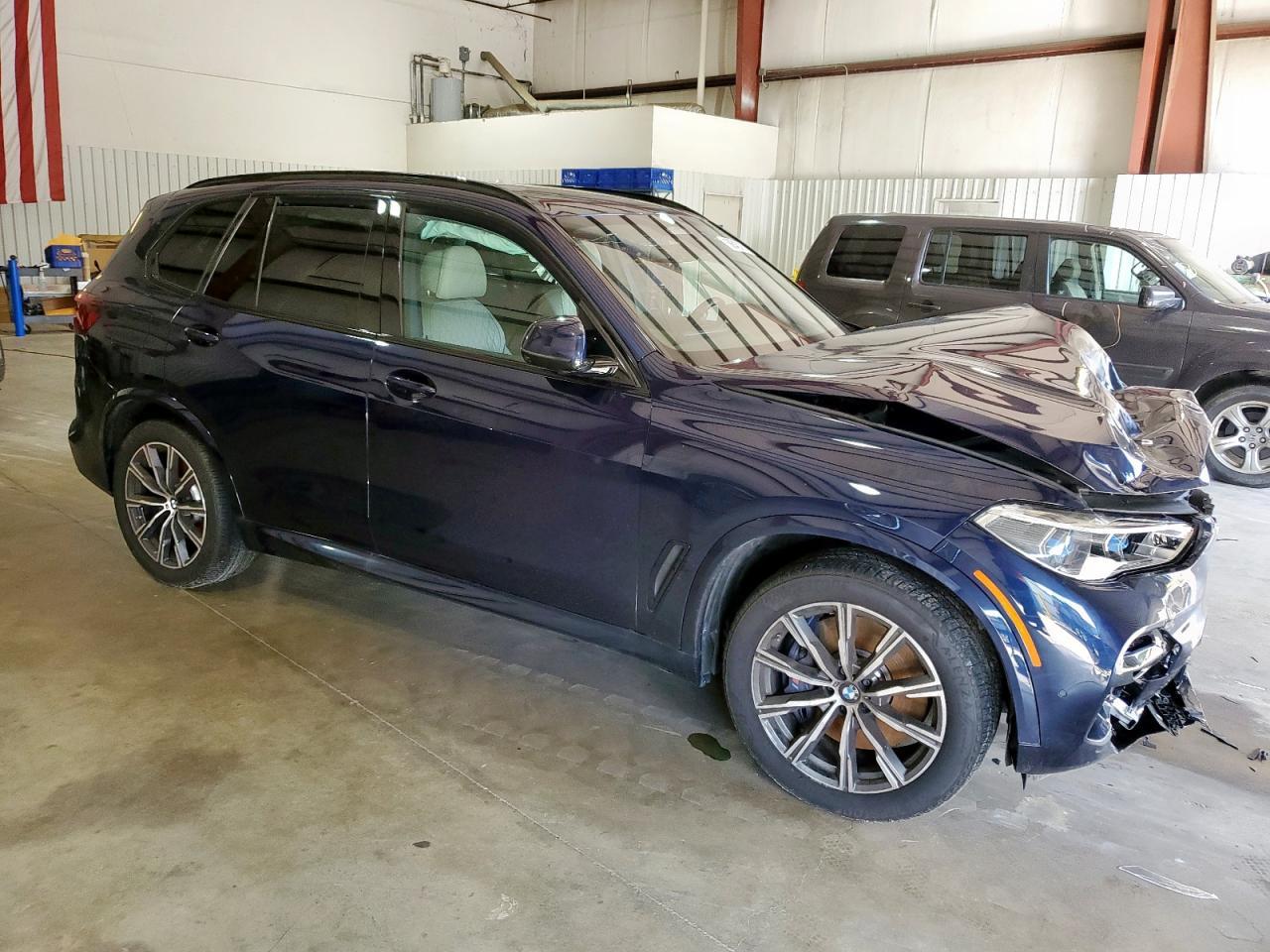 2022 BMW X5 M50I - Image 4