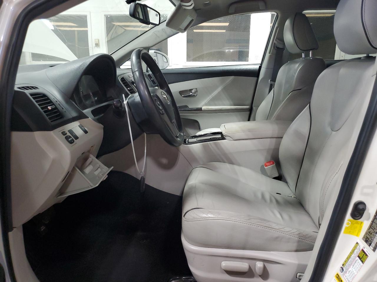 2013 Toyota Venza Le - Фото 7