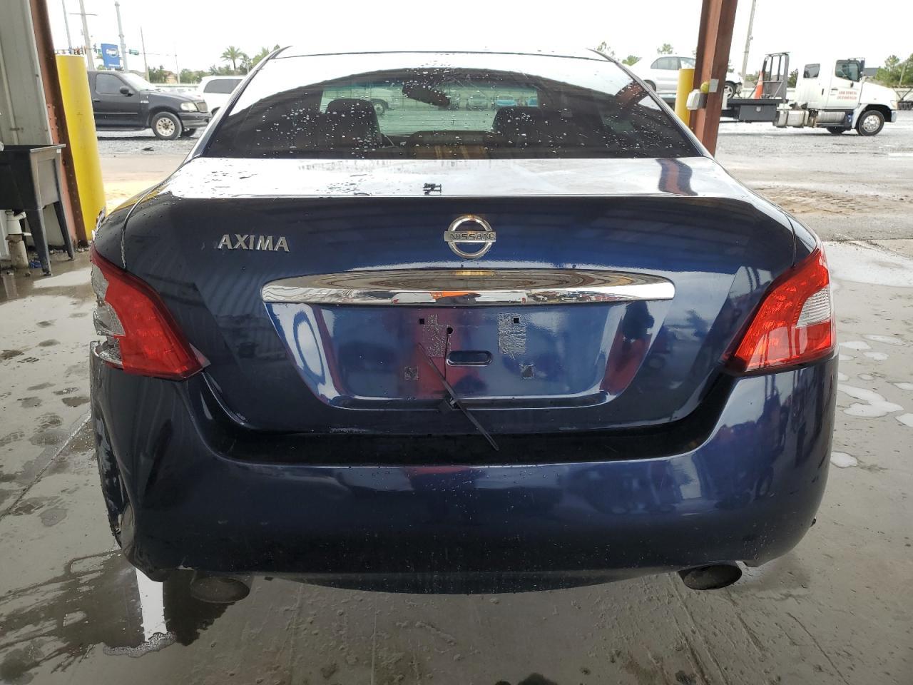 2009 Nissan Maxima S - Image 6