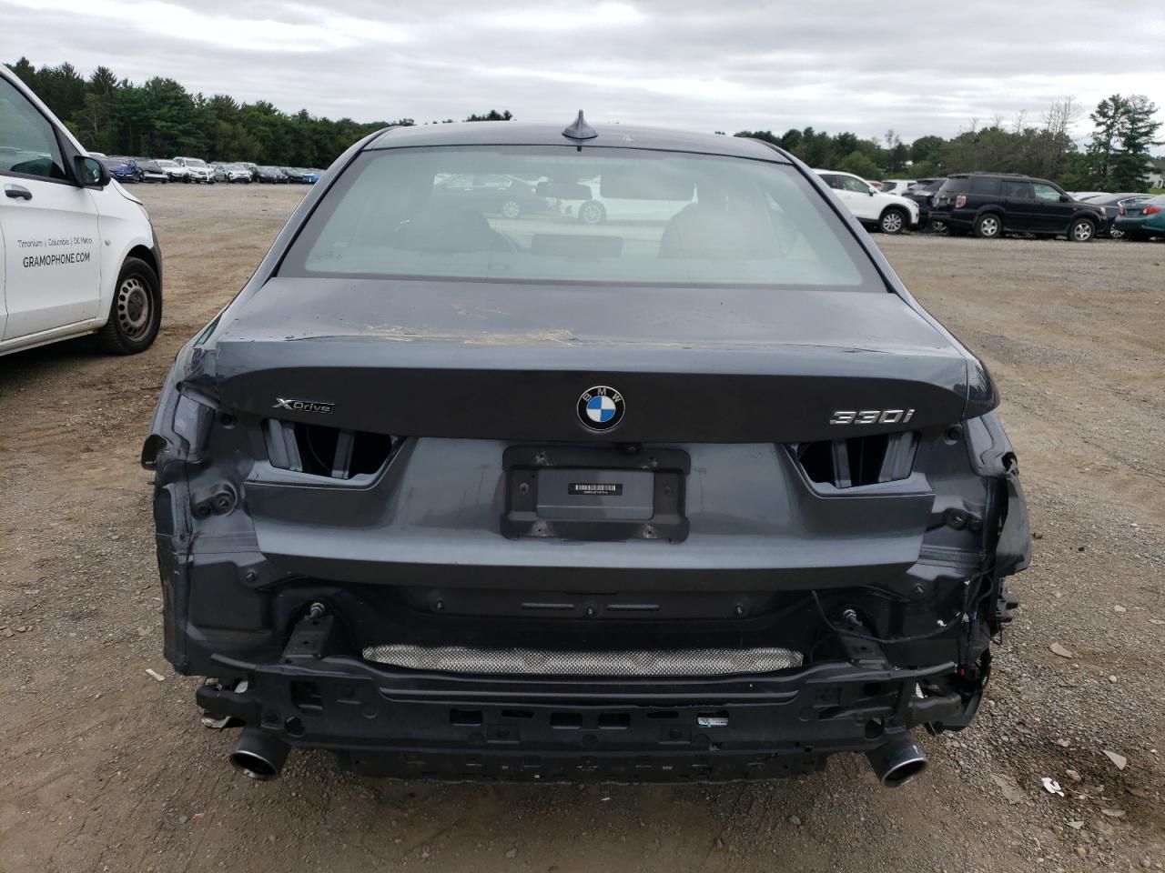 2021 BMW 330Xi - Image 6