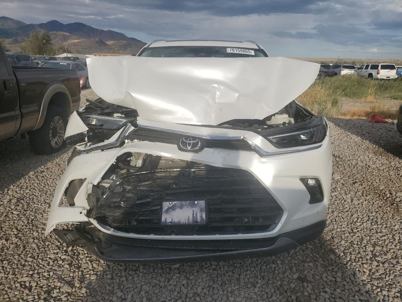 2024 Toyota Grand Highlander Xle - Image 5