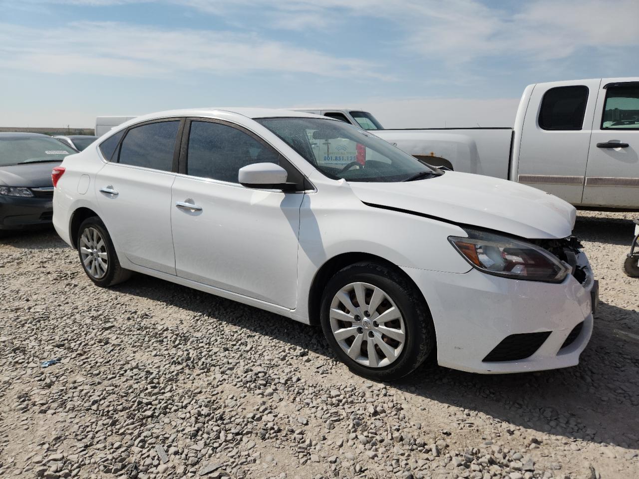 2017 Nissan Sentra S - Фото 4