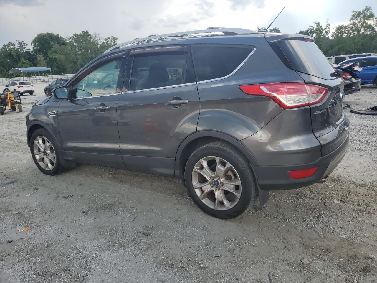 2016 Ford Escape Titanium - Фото 2