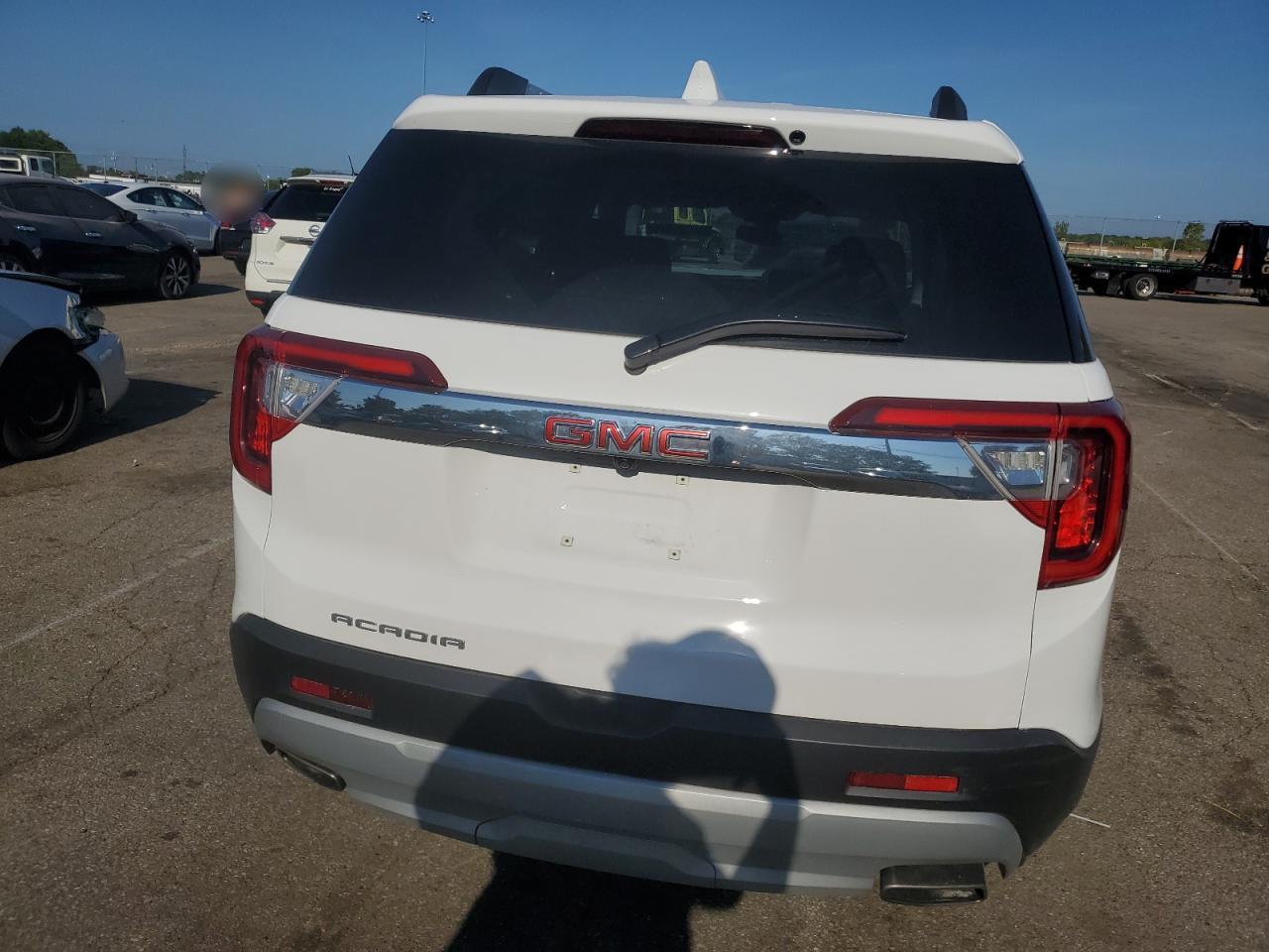 2023 GMC Acadia Slt - Image 6