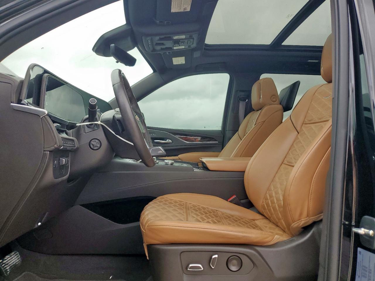 2023 Cadillac Escalade Sport - Фото 7