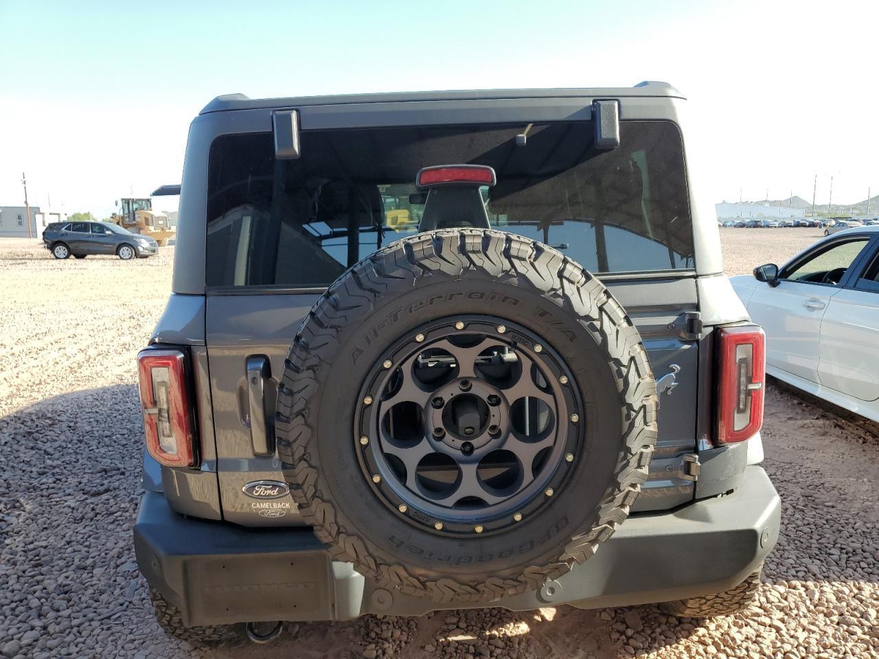 2023 Ford Bronco Base - Image 6