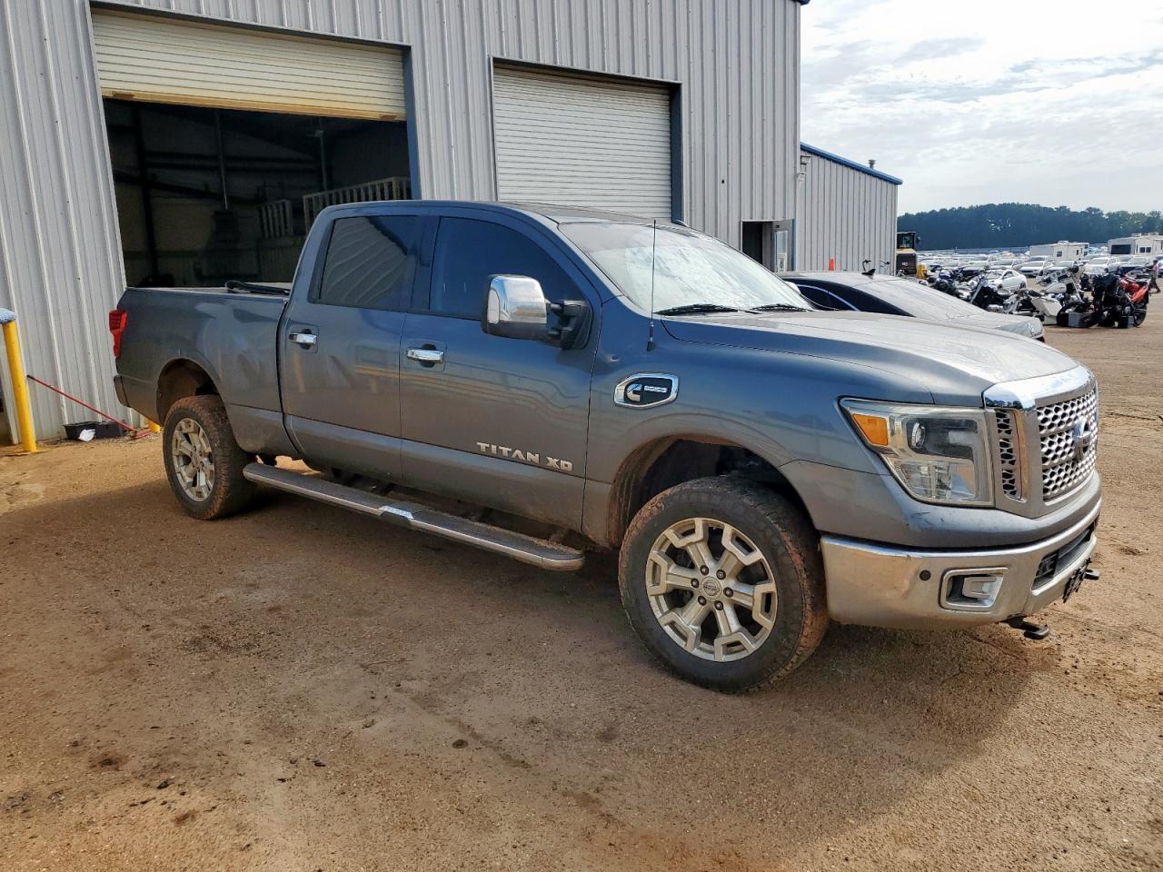 2016 Nissan Titan Xd Sl - Image 4