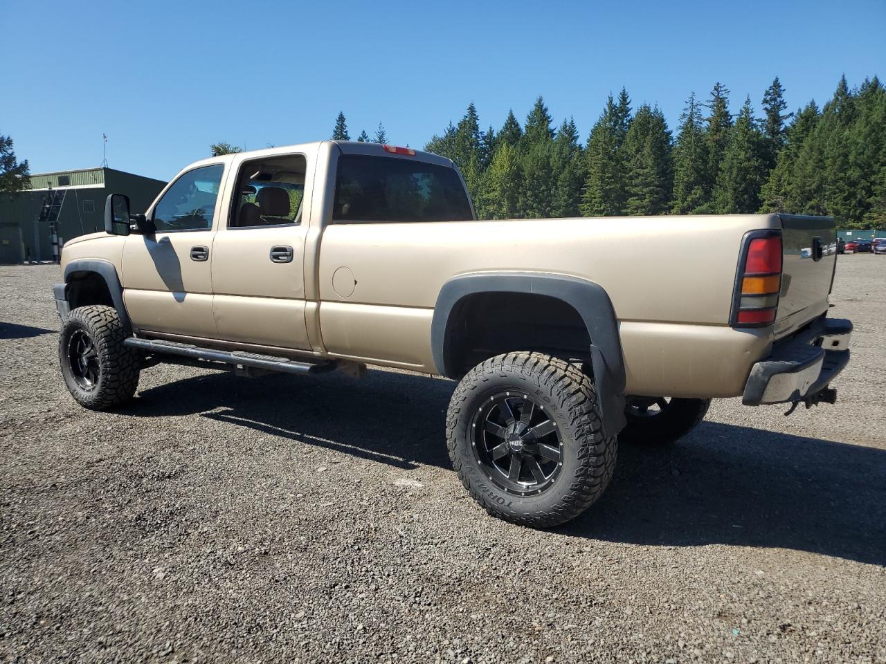 2006 Chevrolet Silverado K2500 Heavy Duty - Image 2
