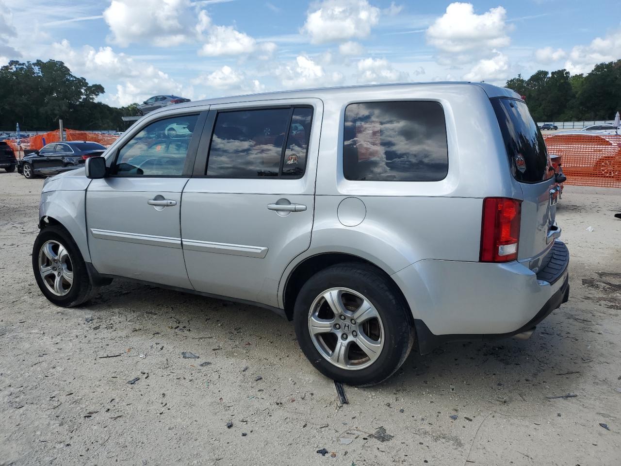 2015 Honda Pilot Exl - Image 2