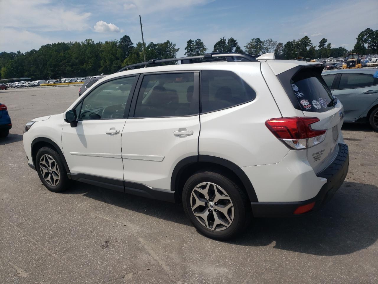 2022 Subaru Forester Premium - Image 2