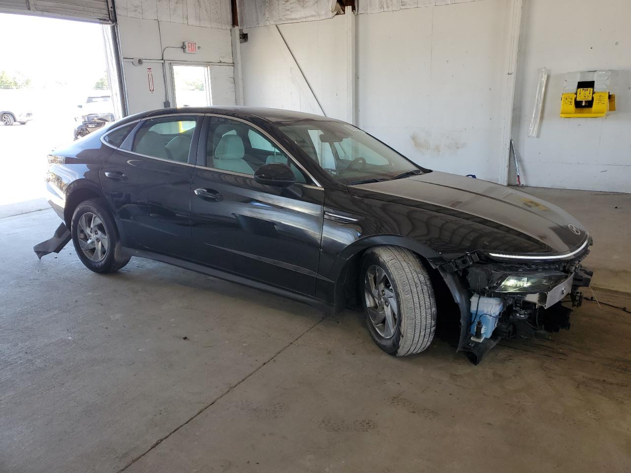 2025 Hyundai Sonata Se - Image 4