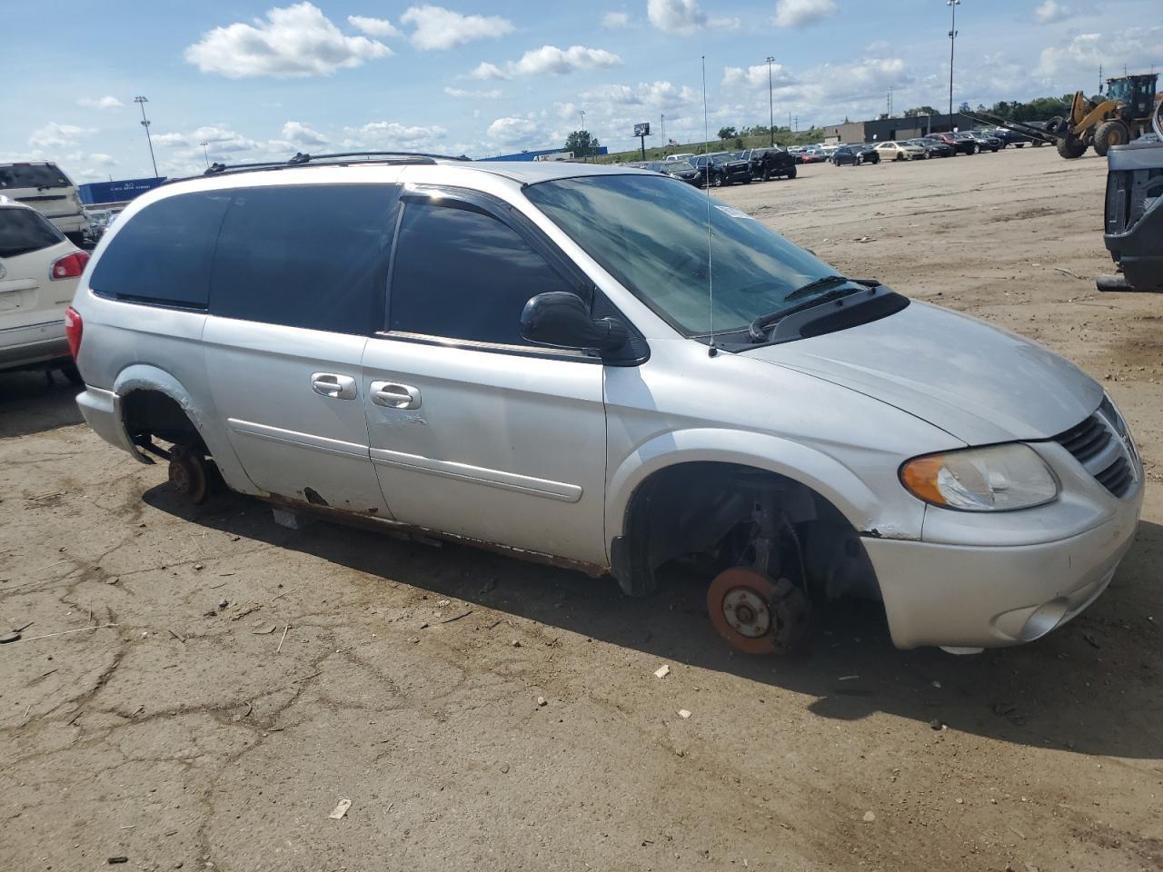 2005 Dodge Grand Caravan Sxt - Фото 4