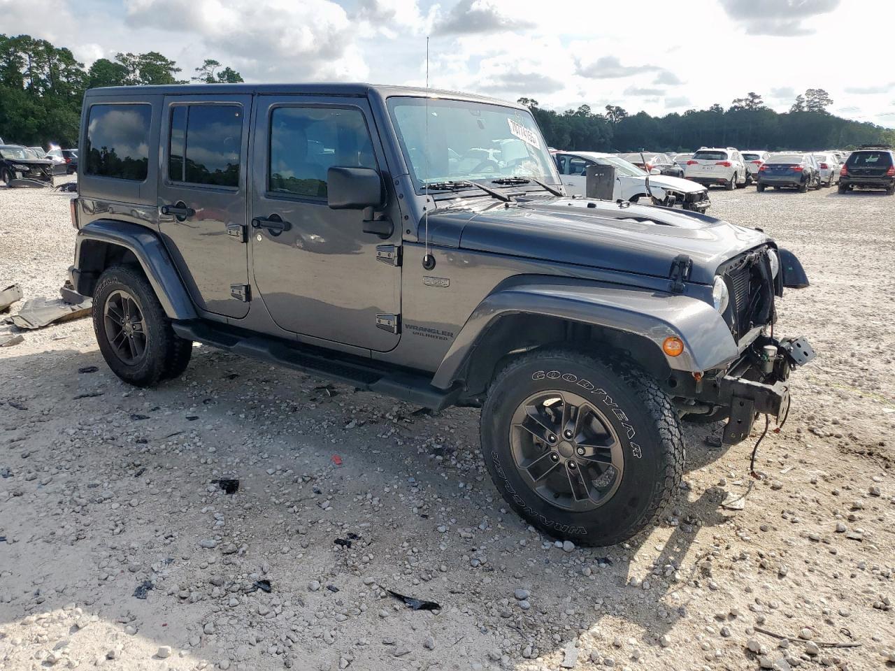 2016 Jeep Wrangler Unlimited Sahara - Фото 4