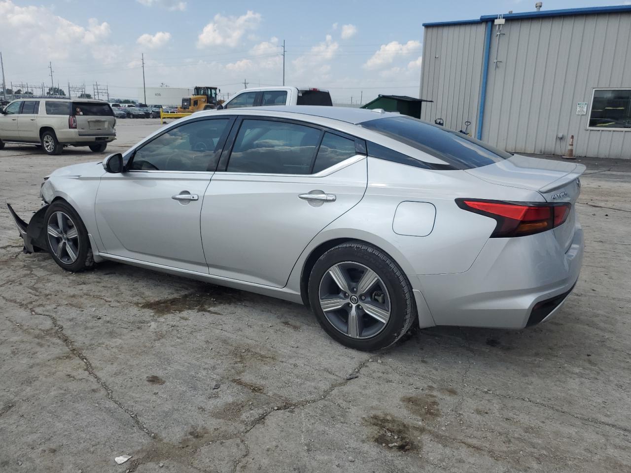 2019 Nissan Altima Sv - Image 2