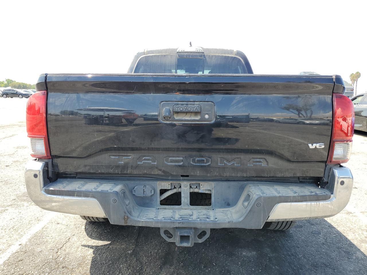 2018 Toyota Tacoma Double Cab - Фото 6