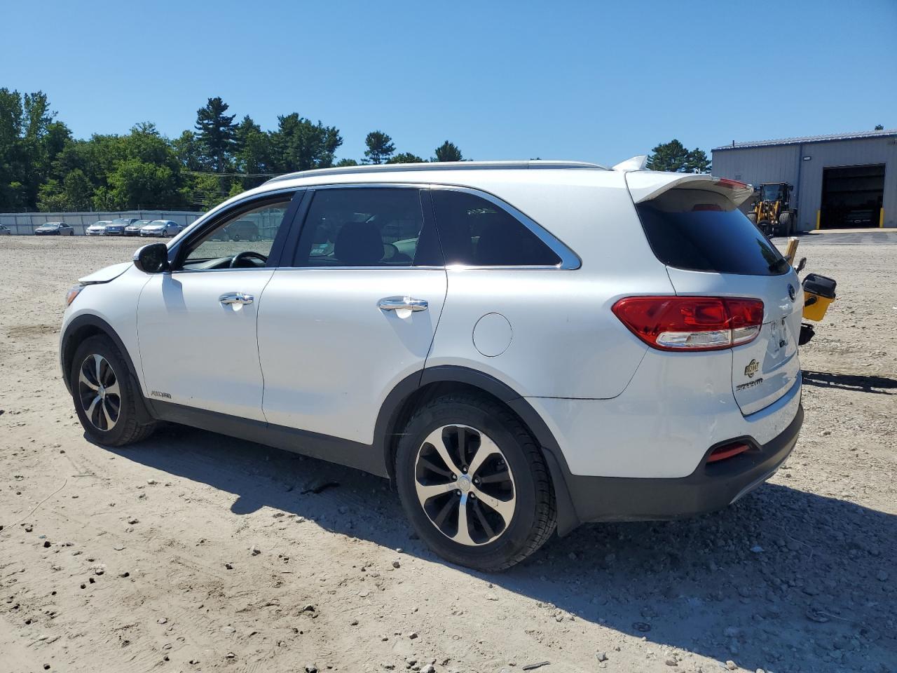 2016 Kia Sorento Ex - Image 2