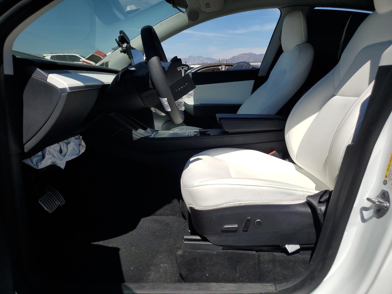 2022 Tesla Model Y - Фото 7