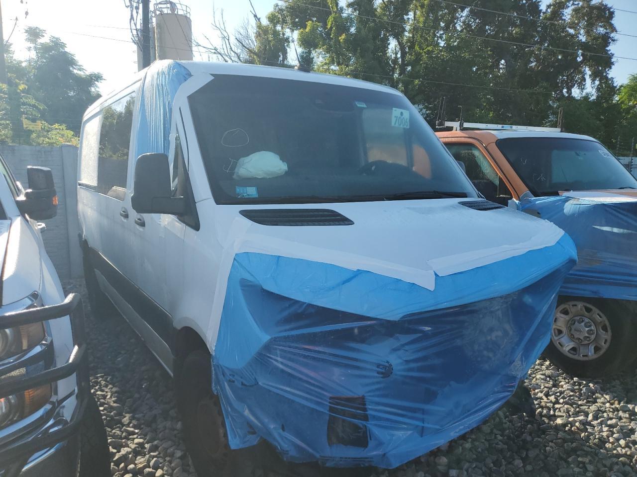 2023 Mercedes-Benz Sprinter 2500 - Фото 4