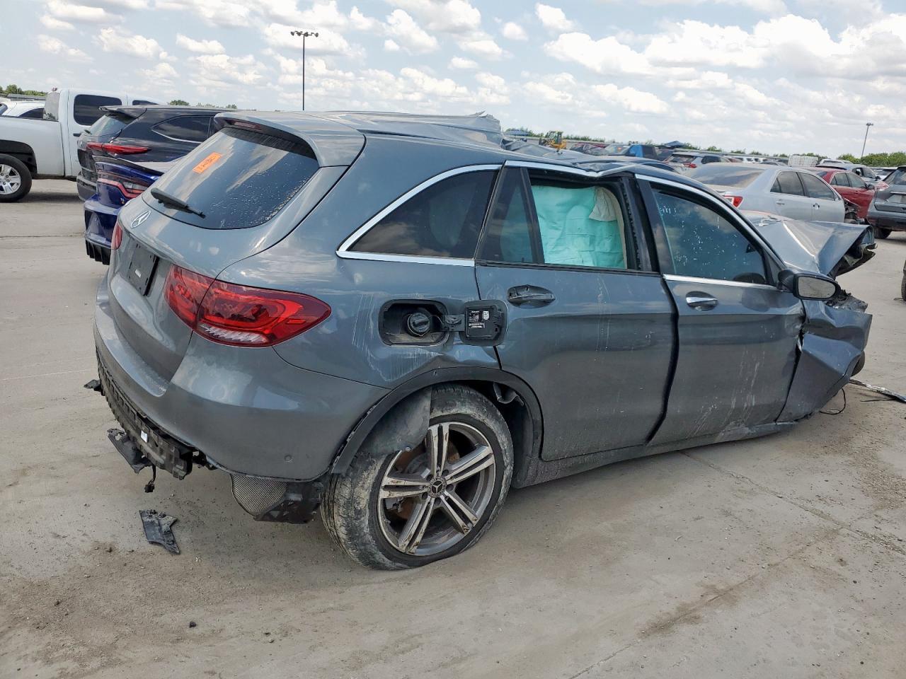 2021 Mercedes-Benz Glc 300 - Фото 3