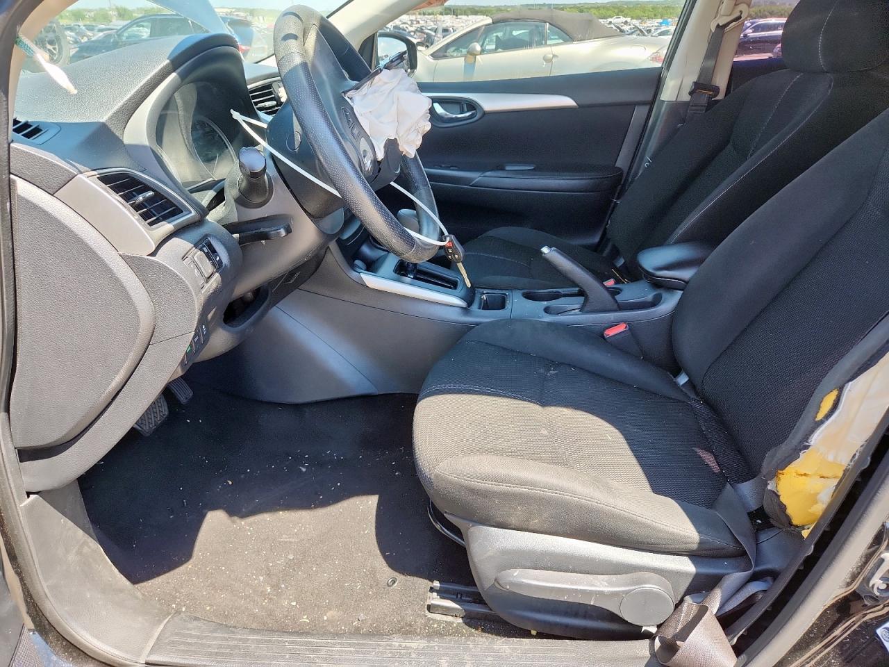 2018 Nissan Sentra S - Image 7