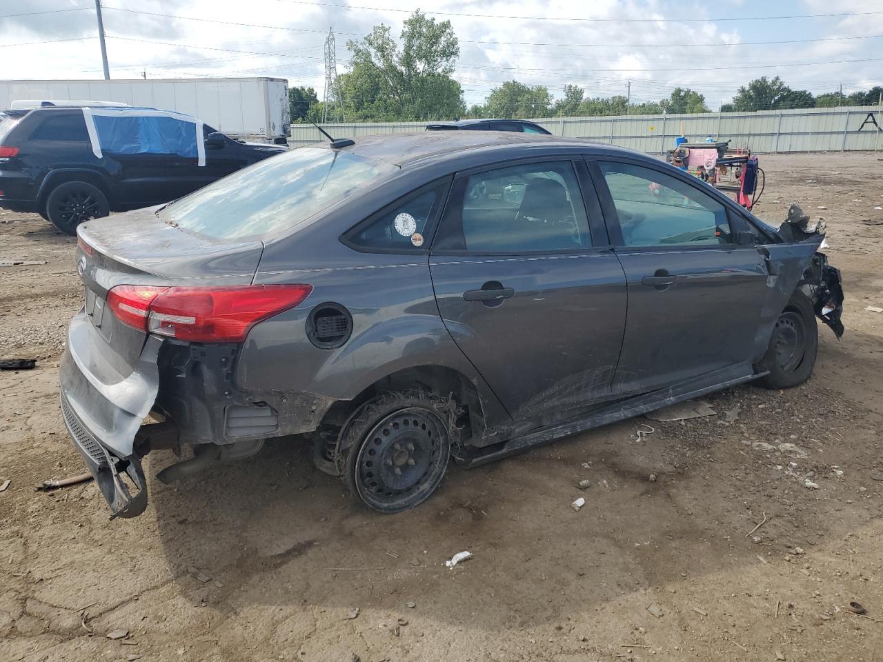 2017 Ford Focus S - Image 3