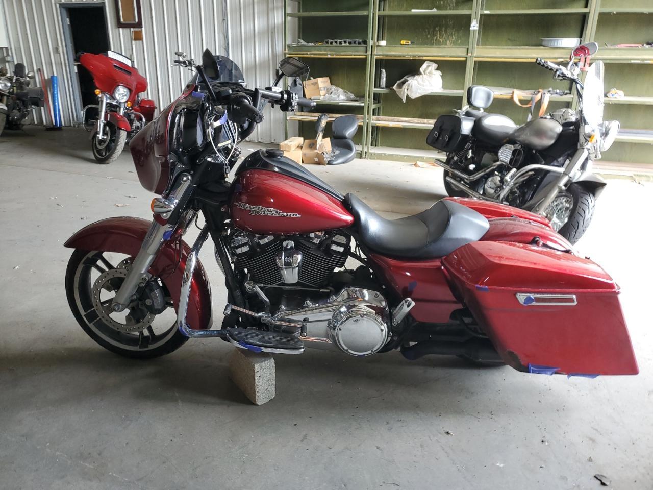 2017 Harley-Davidson Flhxs Street Glide Special - Image 3