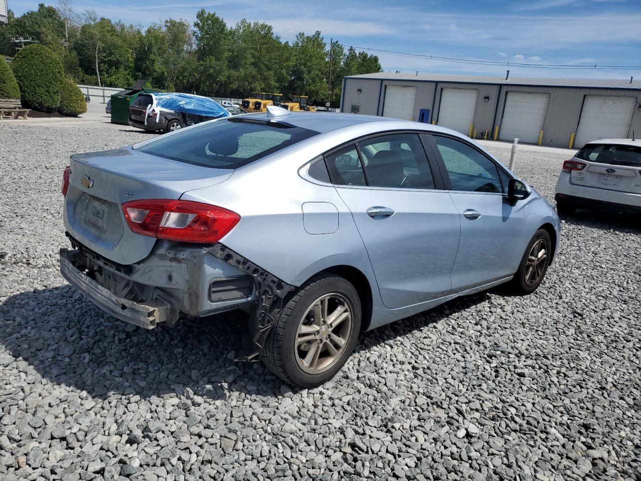 2017 Chevrolet Cruze Lt - Фото 3