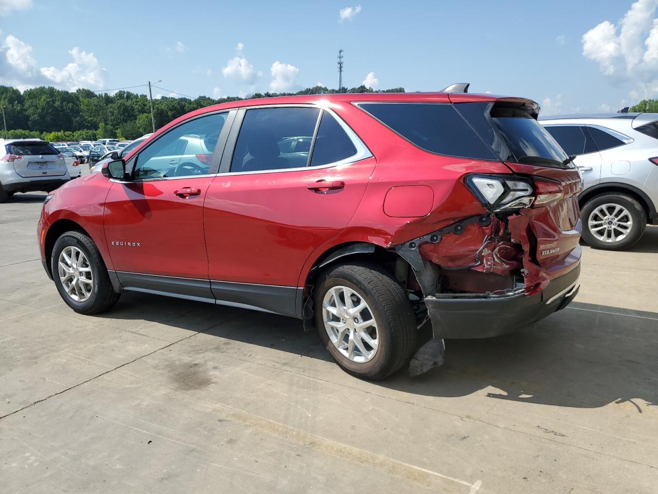 2022 Chevrolet Equinox Lt - Фото 2