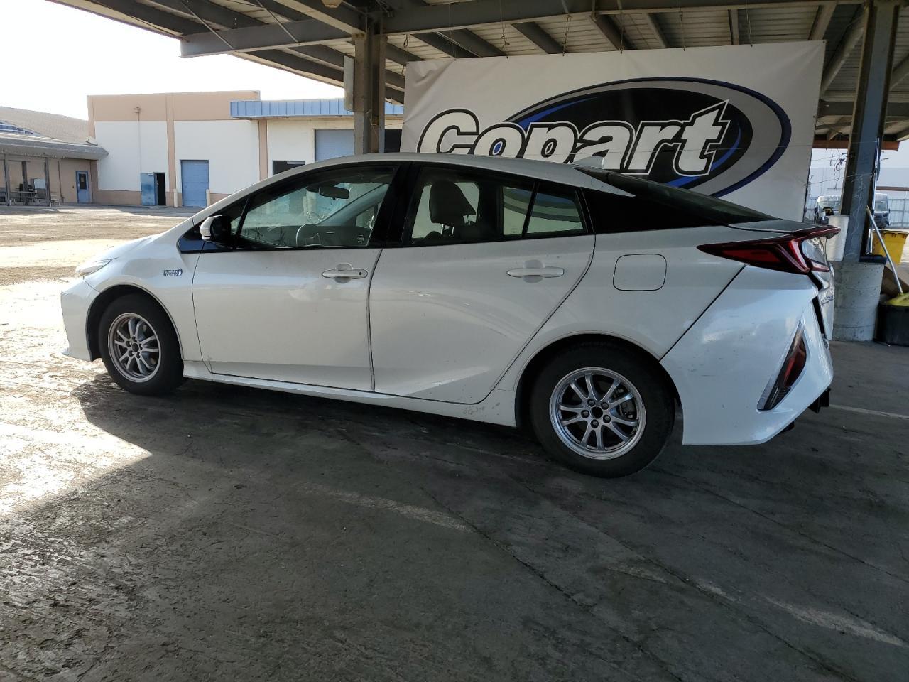 2019 Toyota Prius Prime - Image 2