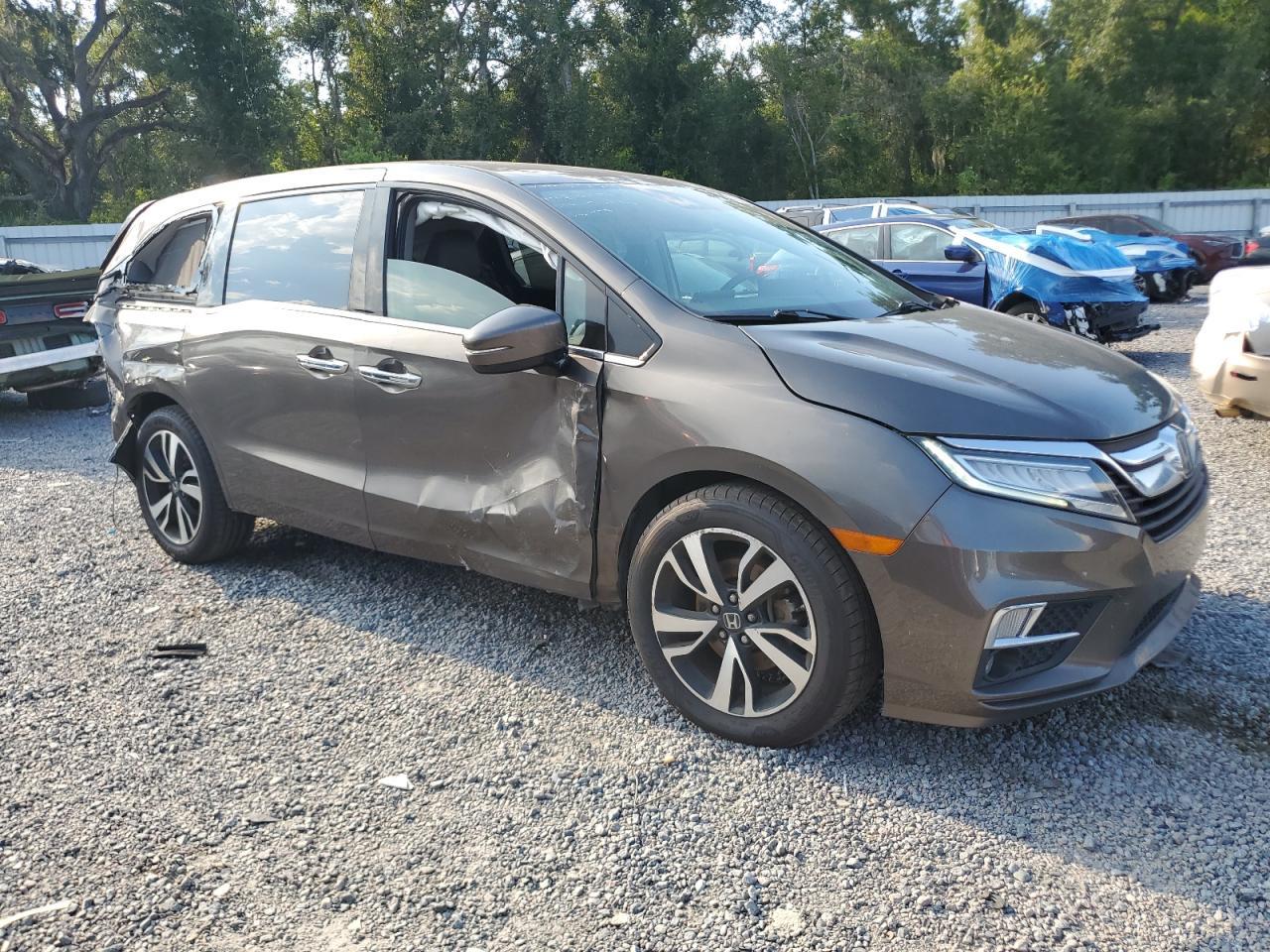 2018 Honda Odyssey Elite - Фото 4