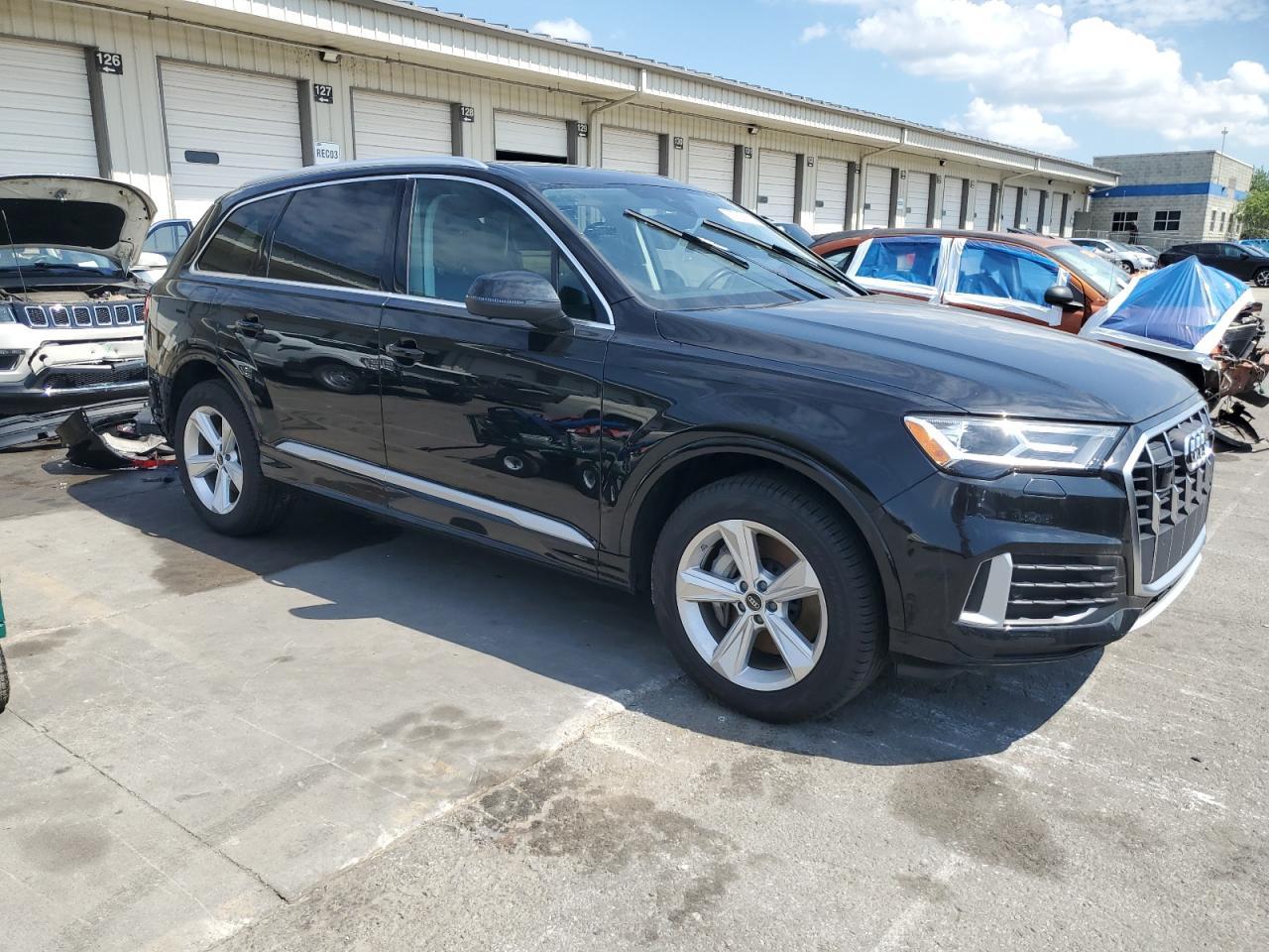 2023 Audi Q7 Premium Plus - Image 4