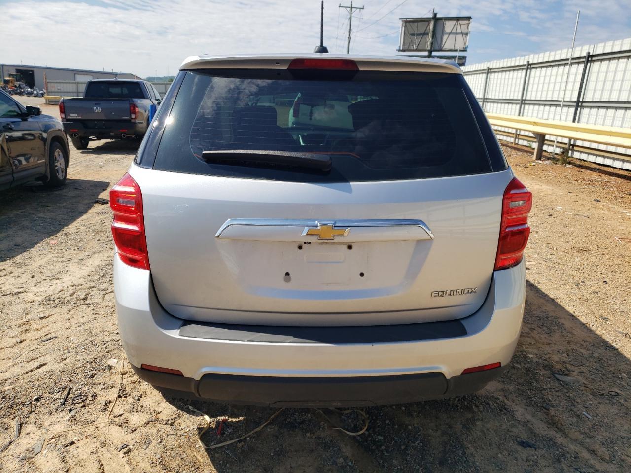 2016 Chevrolet Equinox Ls - Фото 6