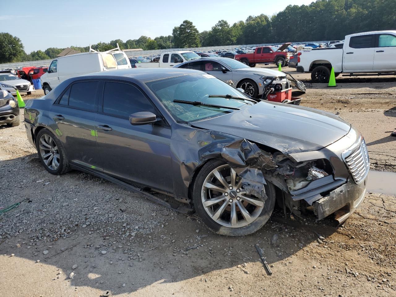 2014 Chrysler 300 S - Фото 4