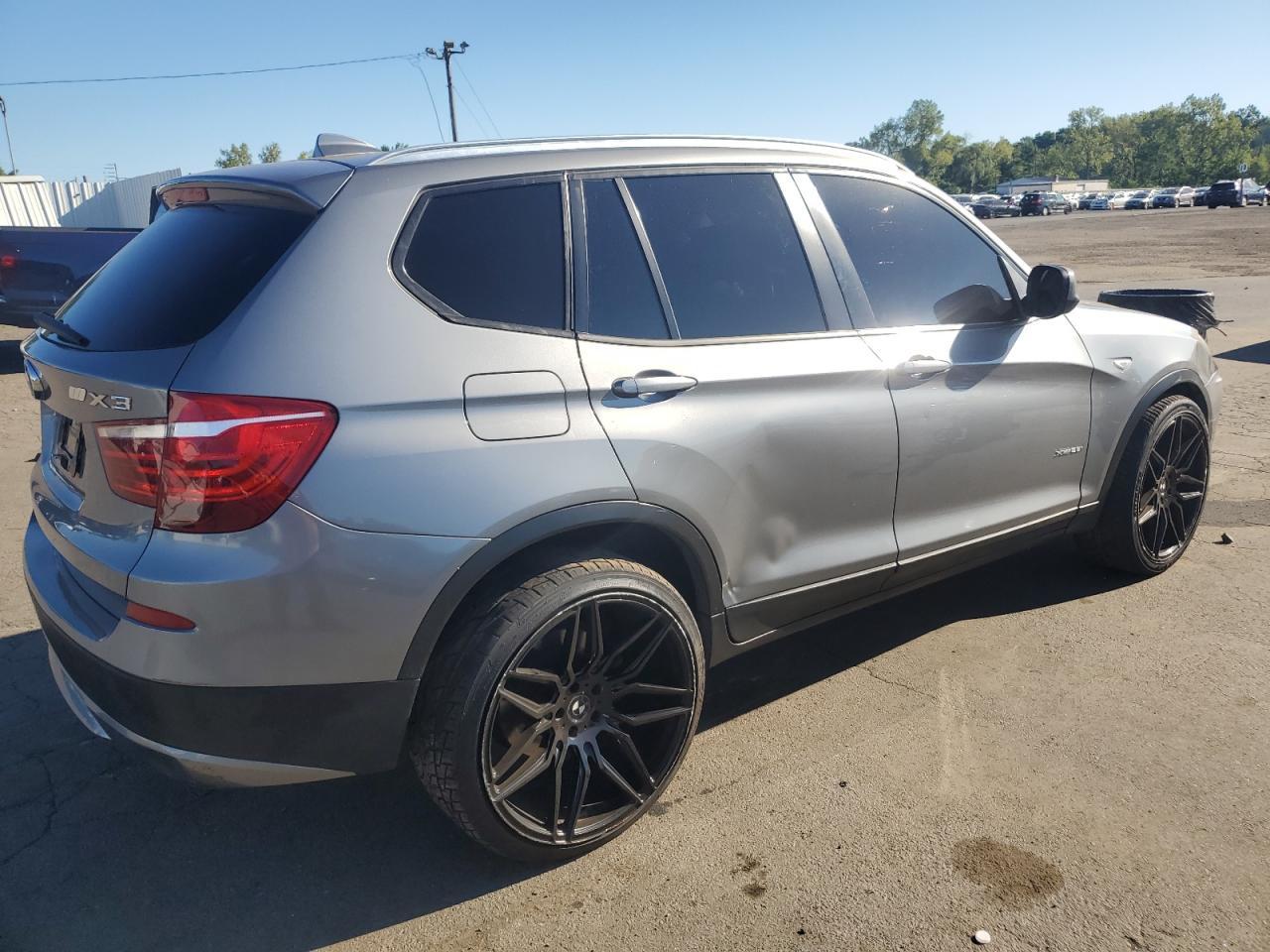 2013 BMW X3 xDrive28I - Фото 3