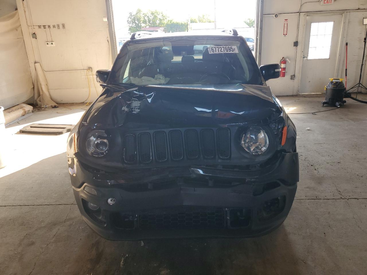 2018 Jeep Renegade Latitude - Image 5