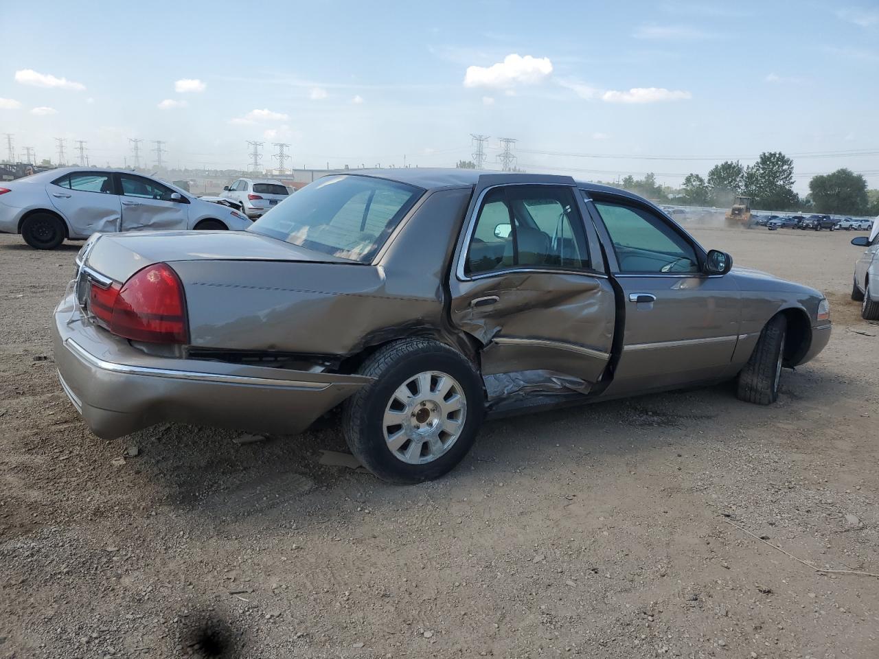 2004 Mercury Grand Marquis Ls - Image 3