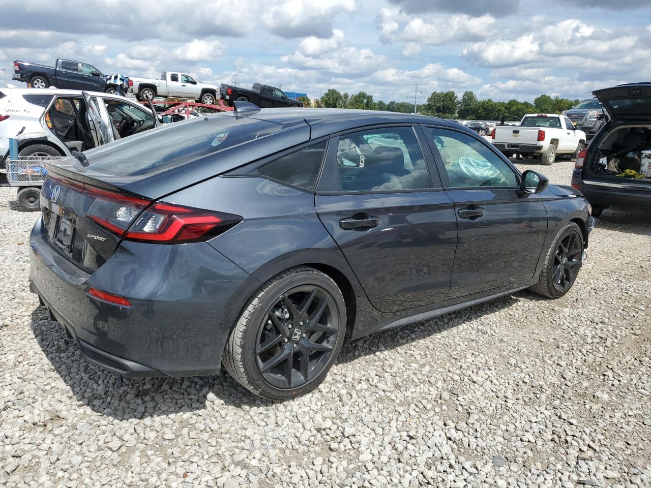 2025 Honda Civic Sport - Фото 3