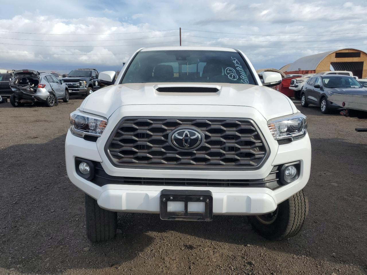 2022 Toyota Tacoma Double Cab - Image 5