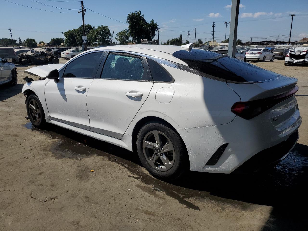 2022 Kia K5 Lxs - Фото 2