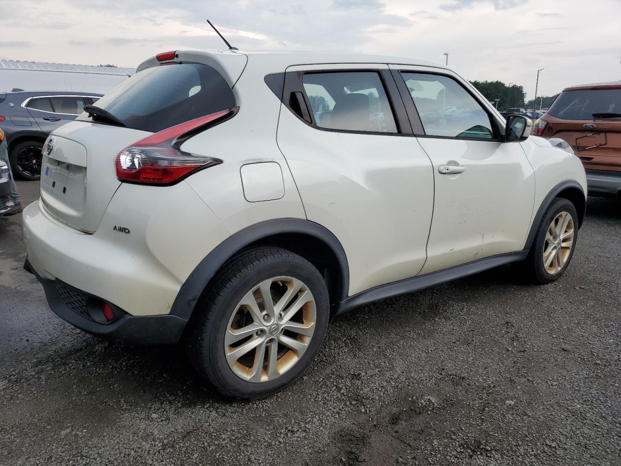 2015 Nissan Juke S - Фото 3