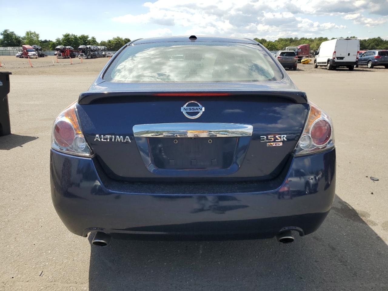 2011 Nissan Altima Sr - Image 6