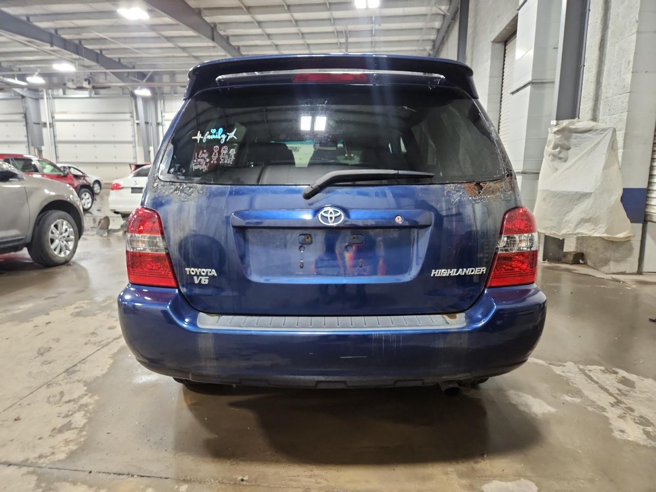 2004 Toyota Highlander Base - Фото 6