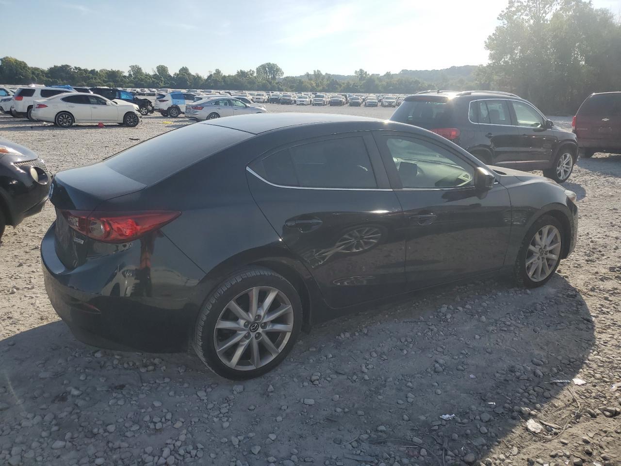 2017 Mazda 3 Touring - Фото 3