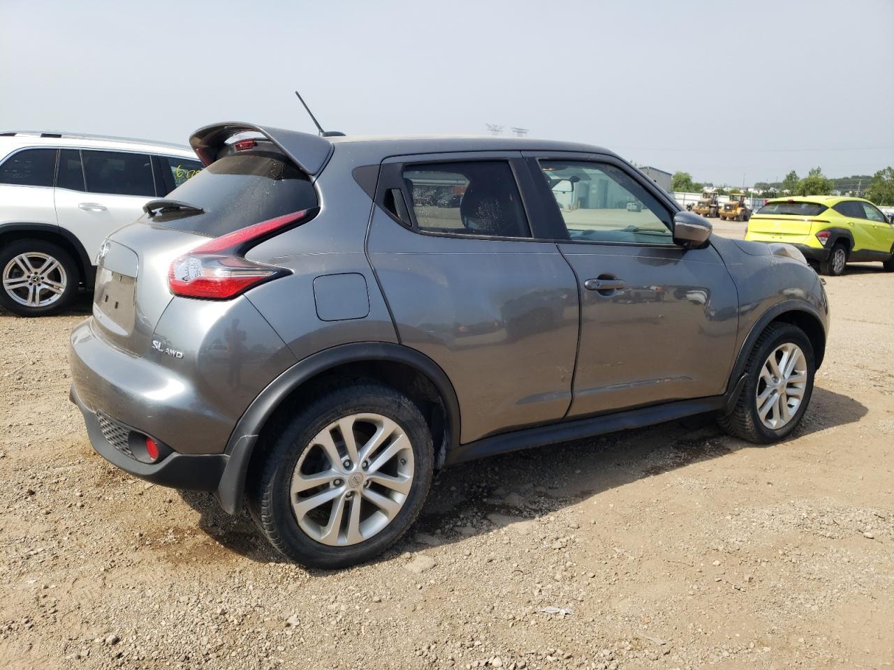 2015 Nissan Juke S - Image 3