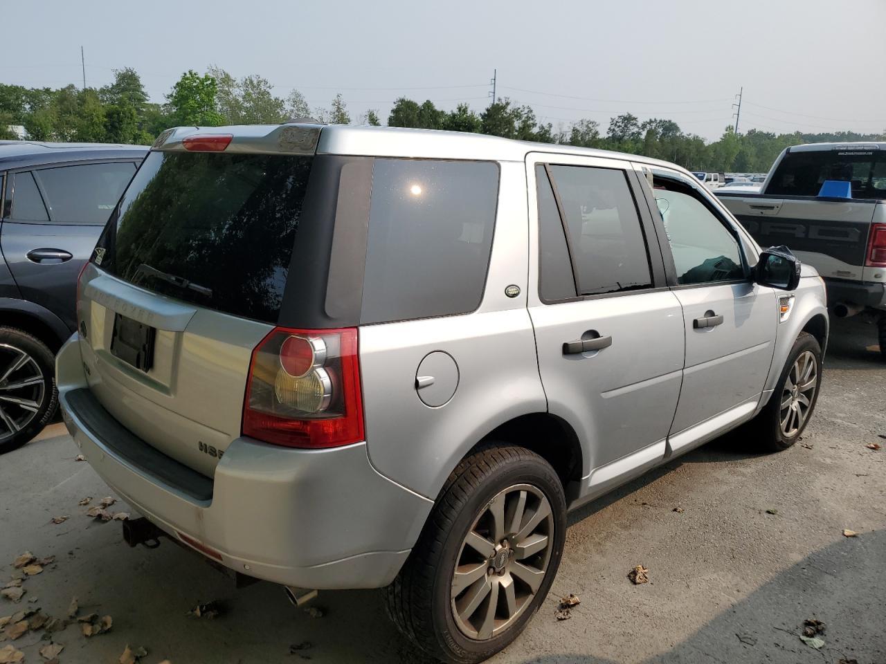 2008 Land Rover Lr2 Hse - Image 3