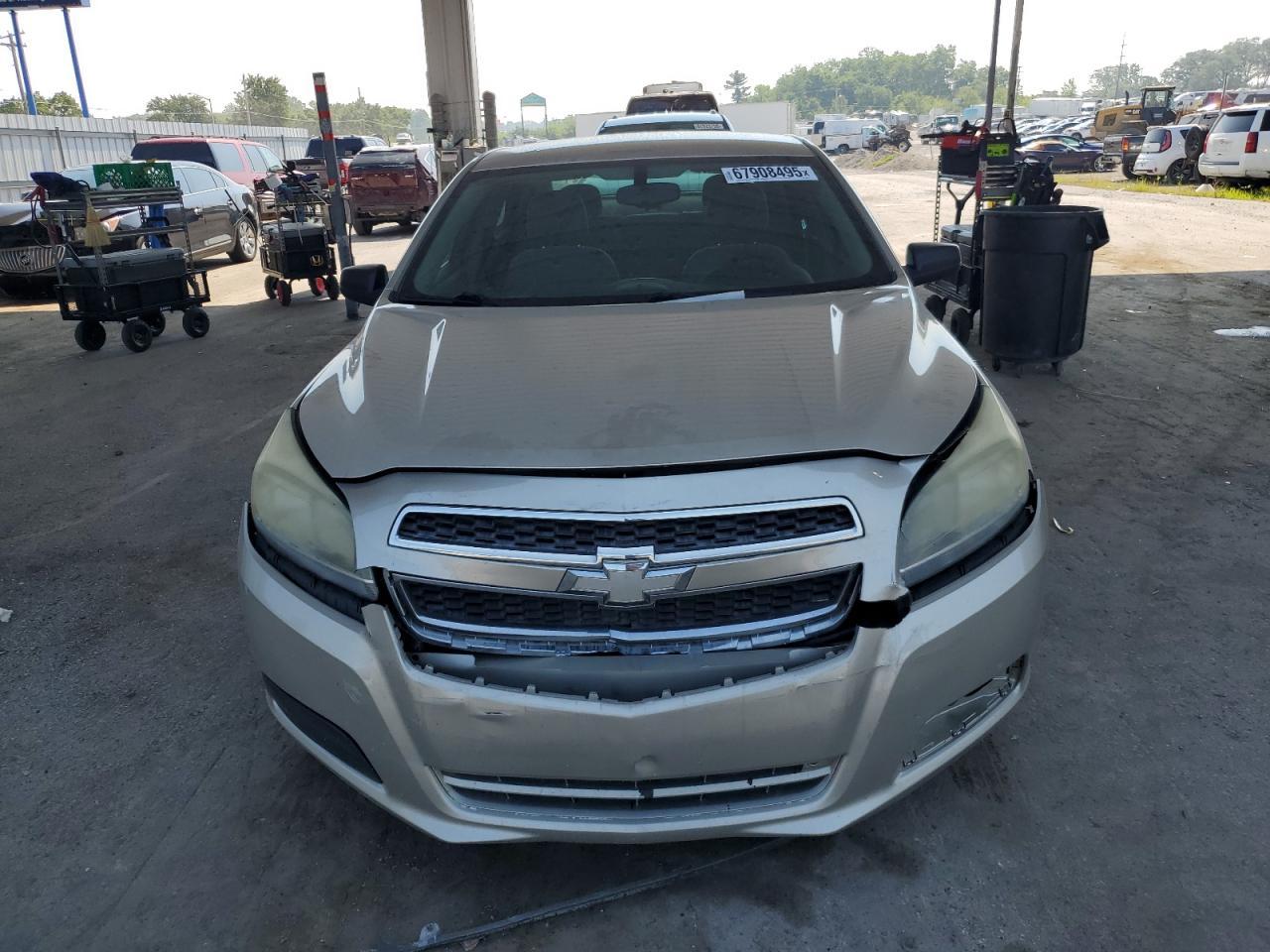 2013 Chevrolet Malibu Ls - Фото 5