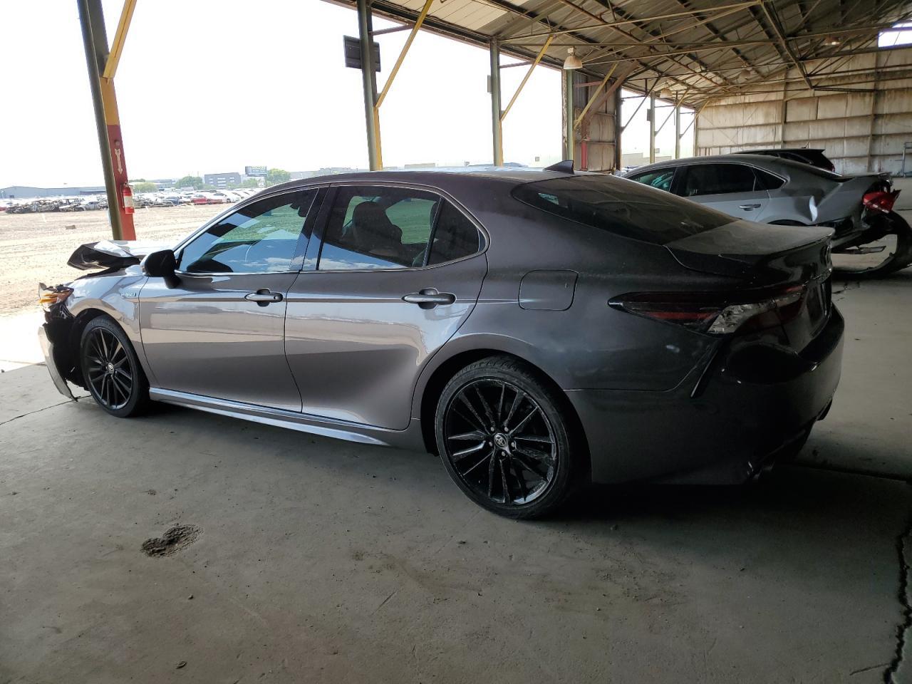 2021 Toyota Camry Xse - Image 2