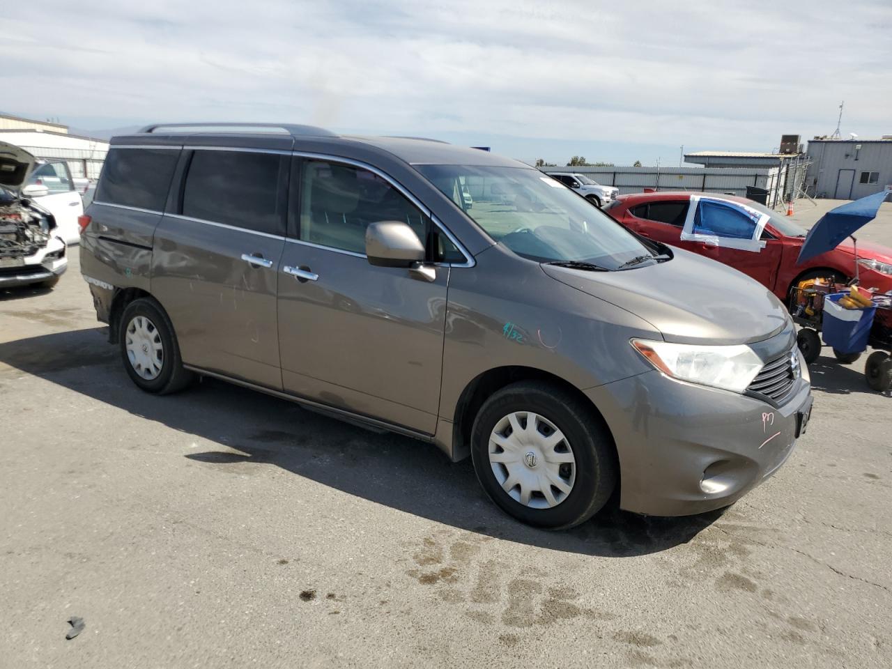 2014 Nissan Quest S - Image 4